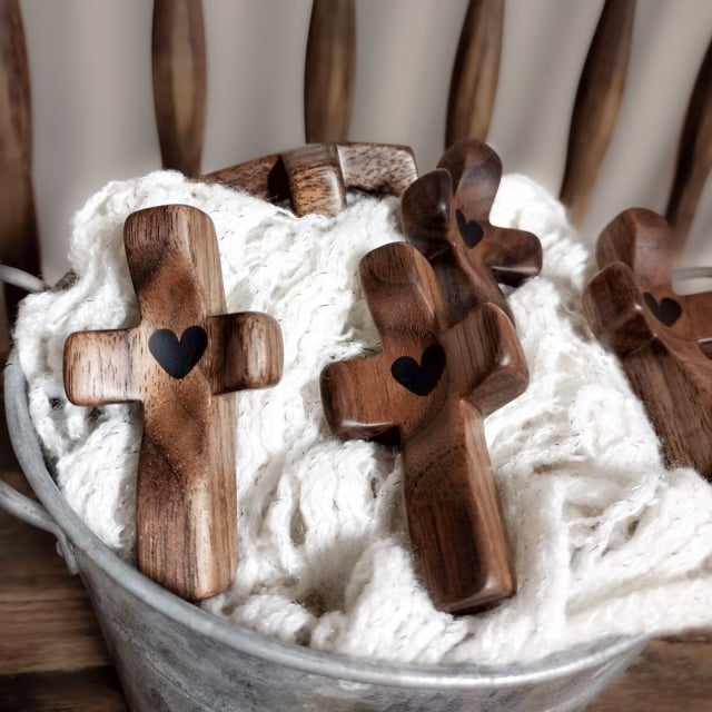 ❤️Handcrafted Wooden Cross My Heart